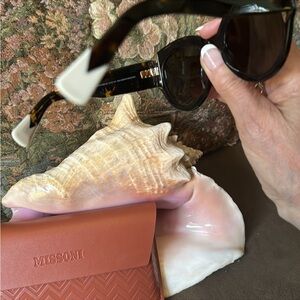 Missoni cat eye sunglasses